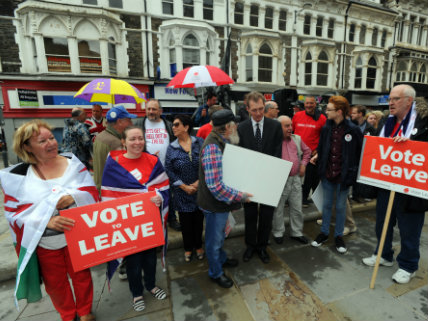 Rob Browne/Mirrorpix/Newscom