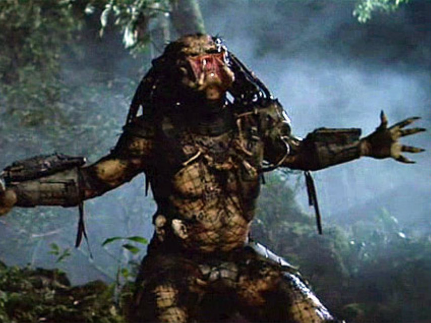 Shane Black Talks New Predator Film's Tone & Timeline