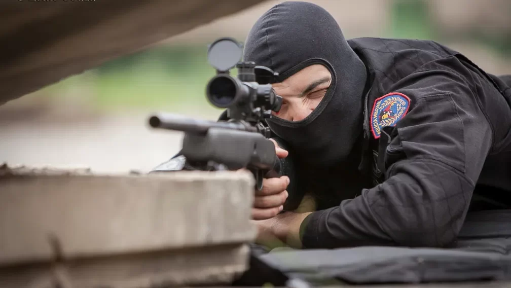 Brazilian Military Police sniper with a Remington M40 sniper rifle.