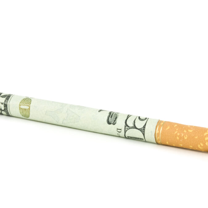 smoking one cigarette a week We already know with the dangers of smoking, but can one cigarette have an  impact on your health & well being? Read to know about the adverse effect  of 'Just a Puff