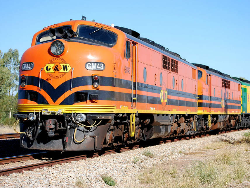 GM43 diesel train - moving barley, Clare valley, south australia