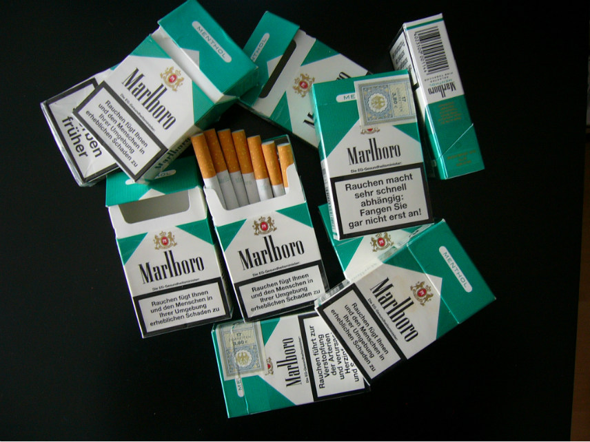 Marlboro Menthol cigarette boxes.